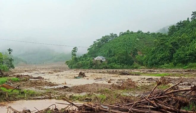 Nguyên nhân đỉnh núi ở Làng Nủ phát ra tiếng động lớn Nguyên nhân đỉnh núi ở Làng Nủ phát ra tiếng động lớn