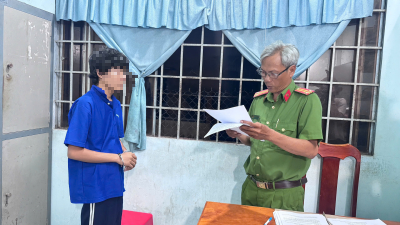 Bác xe ôm mưu trí chở kẻ thủ ác vào thẳng trụ sở công an- Ảnh 1.