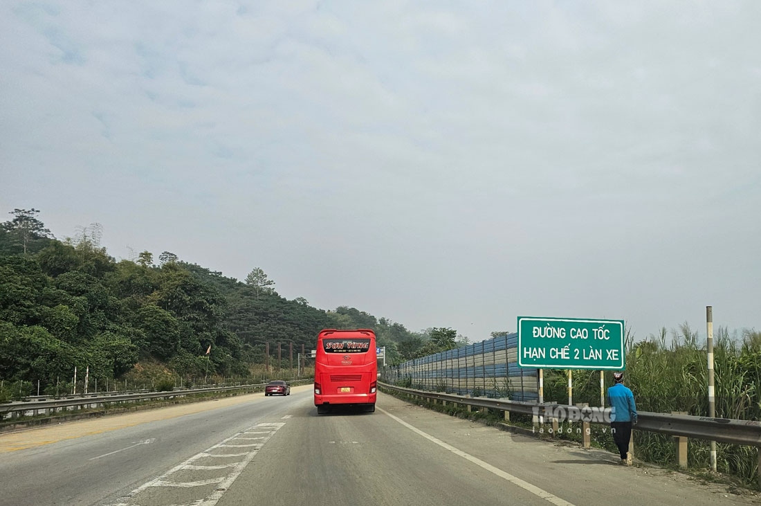 tranh luan ve cao toc 2 lan xe, khong giai phan cach cung o viet nam hinh anh 2