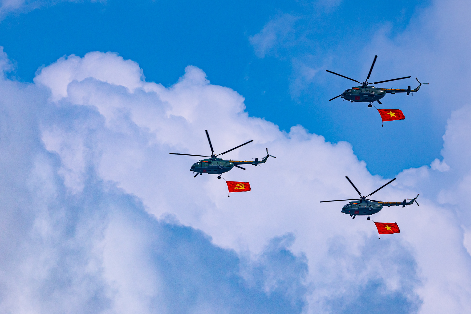 Chân dung Đại tá Nguyễn Thế Dũng - phi công dẫn đầu đội hình “hổ mang chúa” bay trên Dinh Độc Lập trong lễ diễu binh 30/4 sắp tới- Ảnh 5.