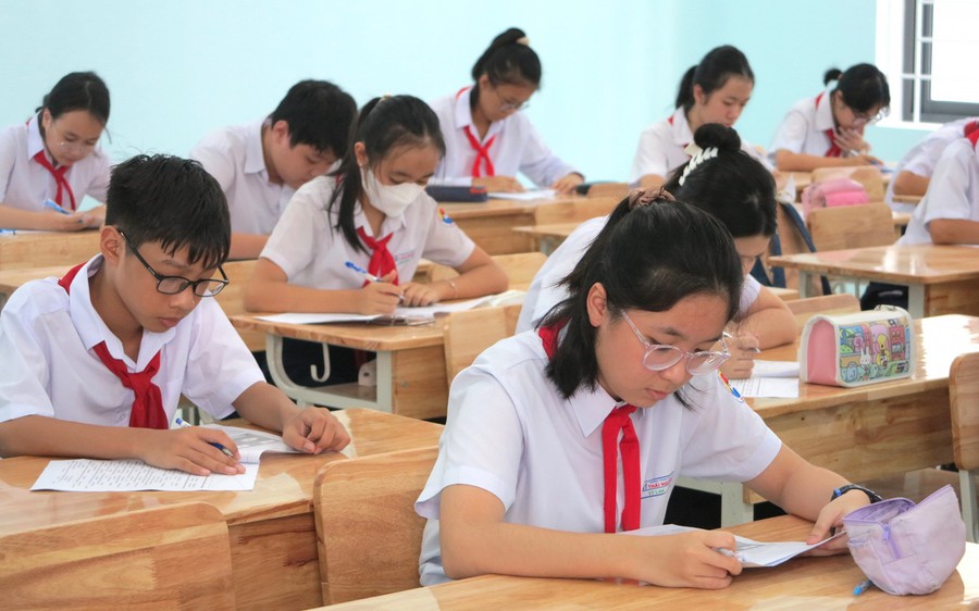 thcs-17470229799261158411909-47-0-1247-1920-crop-17470229837672134609512 Dự kiến bỏ bằng tốt nghiệp THCS, Hiệu trưởng trường THPT cấp bằng tốt nghiệp THPT