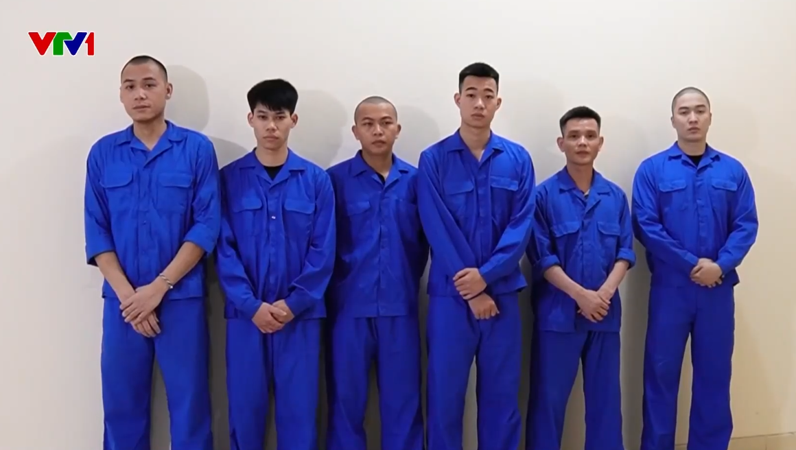 Chiêu trò bán thuốc nam giả: Hàng giả cảnh báo... hàng thật - Ảnh 2.