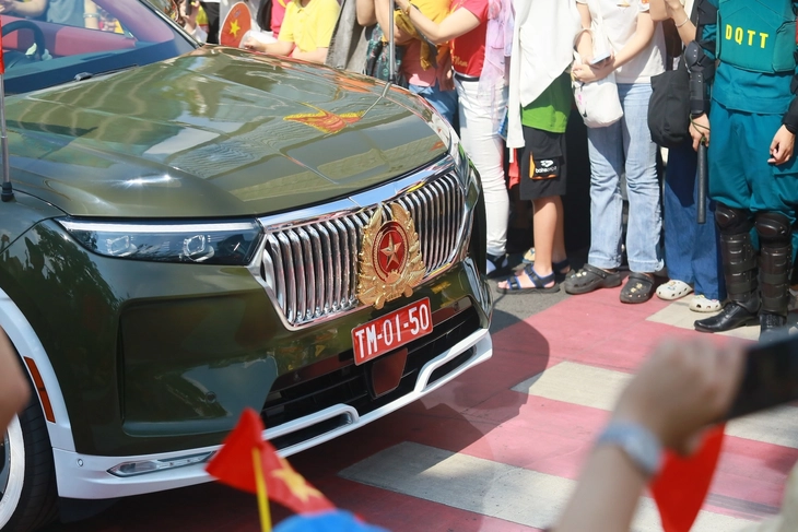 VinFast VF 9 - Ảnh 5.