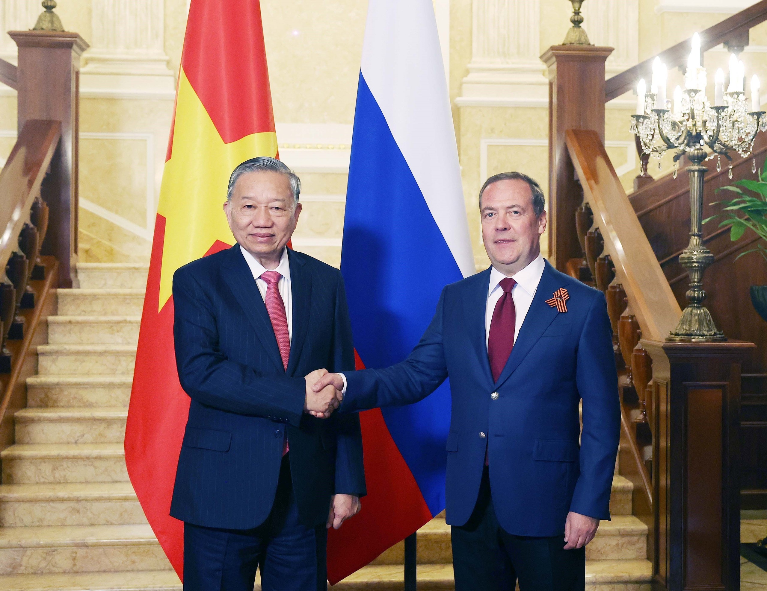 Tuyên bố chung về quan hệ Đối tác chiến lược toàn diện Việt Nam - Nga trong giai đoạn hợp tác mới- Ảnh 7. Tuyên bố chung về quan hệ Đối tác chiến lược toàn diện Việt Nam - Nga trong giai đoạn hợp tác mới- Ảnh 7.