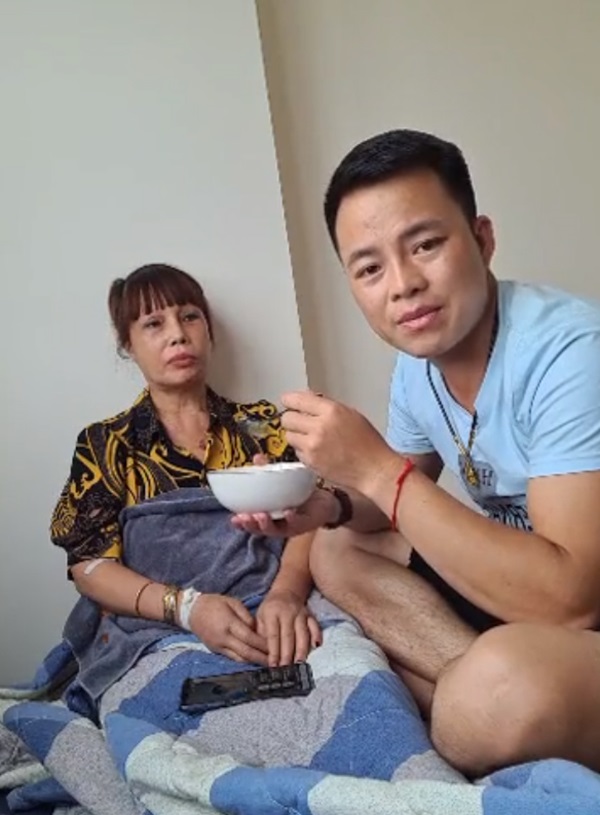 Hết chuyện mang bầu ở tuổi 62, cô dâu Thu Sao không ít lần còn gây sốc, tố chồng trẻ "đong đưa" với gái trẻ - Ảnh 8.